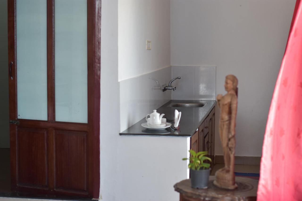 Packbag Beach Hotel Kovalam Luaran gambar